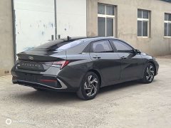 Hyundai Elantra 1.5L CVT Luxury - ფოტო 4