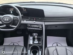 Hyundai Elantra 1.5L CVT Luxury - ფოტო 9