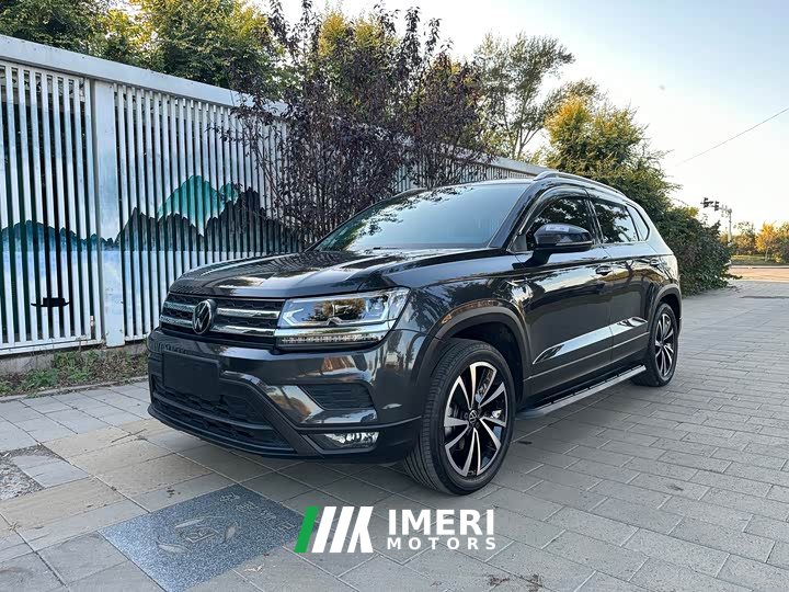 Volkswagen Touareg 280TSI FWD Luxury Edition - ავტომობილი ჩინეთიდან