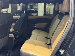 Land Rover Defender 2025 110 3.0T P400 X-Dynamic HSE - ფოტო 14
