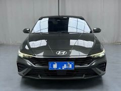Hyundai Elantra 1.5L CVT Luxury - ფოტო 2