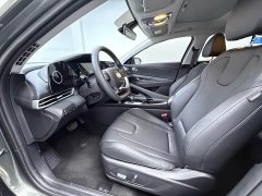 Hyundai Elantra 1.5L CVT Luxury - ფოტო 6