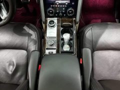 Land Rover Range Rover 3.0 L6 360PS Heritage Edition - ფოტო 4
