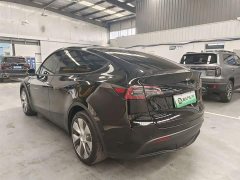 Tesla Model Y 2022 Facelift Rear-Wheel Drive - ფოტო 6