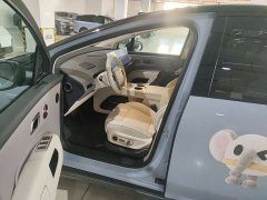Li Auto i8 Standard Edition - ფოტო 2