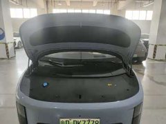 Li Auto i8 Standard Edition - ფოტო 4