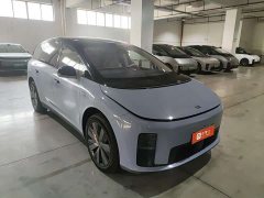 Li Auto i8 Standard Edition - ფოტო 5