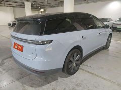 Li Auto i8 Standard Edition - ფოტო 7