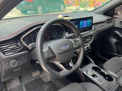 Ford Focus Sedan EcoBoost 180 Automatic ST Line - ფოტო 14