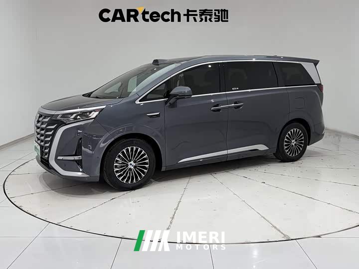 Denza D9 DM-i Smart Drive 1020 Four-Wheel Drive Flagship