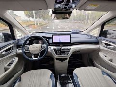 SAIC MG iMAX8 400TGI Supreme Flagship - ფოტო 6