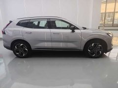 Volvo XC70 Plug-in Hybrid 2026 Two-Wheel Drive Long Range Core - ფოტო 4