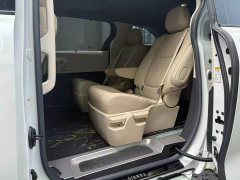 Toyota Sienna 2021 2.5L Hybrid Luxury - ფოტო 7