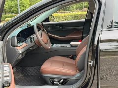 Lincoln Z 2.0T AWD Prestige Hybrid - ფოტო 11