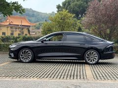 Lincoln Z 2.0T AWD Prestige Hybrid - ფოტო 5