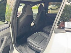Tesla Model Y L Long Range All-Wheel Drive - ფოტო 7