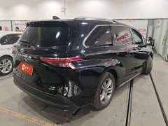 Toyota Sienna 2.5L Hybrid Comfort Edition - ფოტო 2