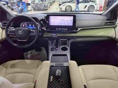 Toyota Sienna 2021 2.5L Hybrid Premium Edition - ფოტო 6