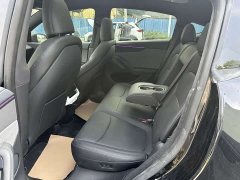 Tesla Model Y Rear-Wheel Drive - ფოტო 13