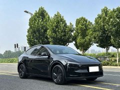 Tesla Model Y Rear-Wheel Drive - ფოტო 3