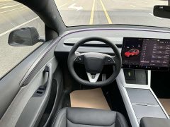 Tesla Model Y Rear-Wheel Drive - ფოტო 9