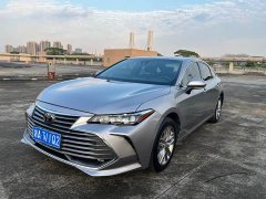 Toyota Avalon 2.0L Base - ფოტო 1
