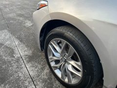Toyota Avalon 2.0L Base - ფოტო 11