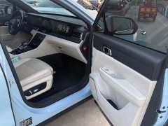 Li Auto ONE Extended Range 6-Seater - ფოტო 10