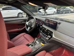 BMW 5 Series Facelift 530Li Luxury M Sport Package - ფოტო 4