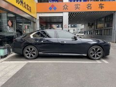 BMW 7 Series 2023 735Li Luxury Package - ფოტო 10