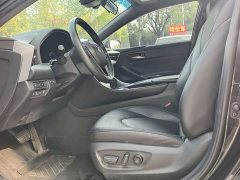 Toyota Avalon 2.0L XLE Premium Edition - ფოტო 5