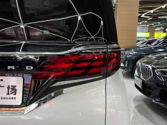 Toyota Alphard Hybrid 2.5L Premium Edition - ფოტო 11