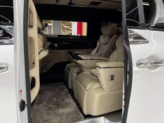 Toyota Alphard Hybrid 2.5L Premium Edition - ფოტო 7