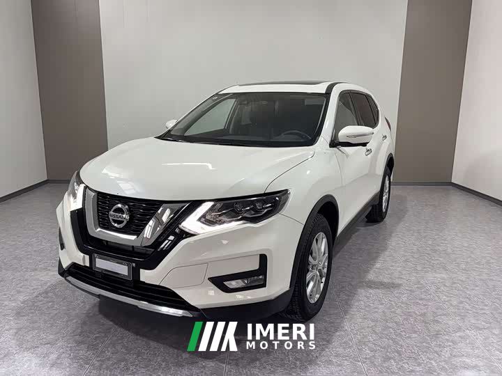 Nissan Qashqai Classic 2.0L FWD Smart Connect Premium Edition