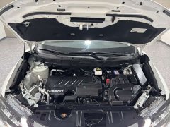 Nissan Qashqai Classic 2.0L FWD Smart Connect Premium Edition - ფოტო 18