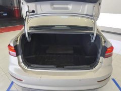 Volkswagen Lavida 280TSI DSG Luxury - ფოტო 4