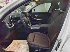 BMW 3 Series 325Li M Sport Night Edition Package - ფოტო 4