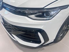 Volkswagen Golf 2025 300TSI R-Line - ფოტო 6