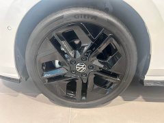 Volkswagen Golf 2025 300TSI R-Line - ფოტო 7