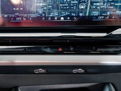 BMW 5 Series 525Li M Sport Package - ფოტო 11