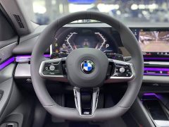 BMW 5 Series Facelift 530Li Premier M Sport Package - ფოტო 16