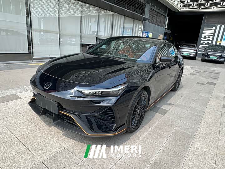 Changan UNI-V Third Generation 1.5T 500Bar Luxury Sport Edition