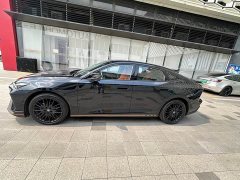 Changan UNI-V 2025 Third Generation 1.5T 500Bar Luxury Sport Edition - ფოტო 14