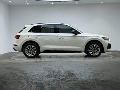 Audi Q5L 40T Luxury Dynamic - ფოტო 3