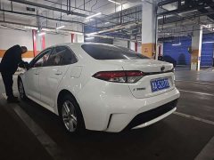 Toyota Corolla 2022 Hybrid 1.8H E-CVT Luxury - ფოტო 8
