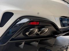 Aston Martin V8 Vantage 4.0T V8 S Roadster - ფოტო 6