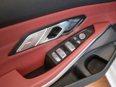 BMW 3 Series 320Li M Sport Package - ფოტო 12