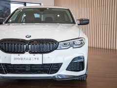 BMW 3 Series 320Li M Sport Package - ფოტო 9