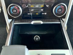 Land Rover Range Rover 3.0L V6 400PS Genesis Extended Wheelbase - ფოტო 18