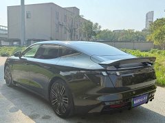 Lynk & Co Geely Lynk & Co 10 240 AWD Ultra Sport Edition - ფოტო 4